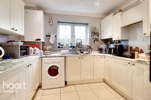 3 bedroom semi-detached house for sale, Station Avenue, Murrow