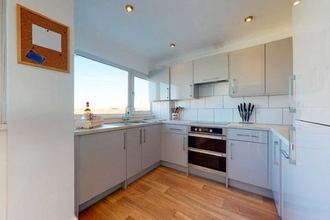 6 bedroom terraced house for sale, Marineside, Bracklesham Bay, West Sussex, PO20