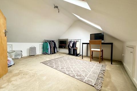 62 Mayfair Road, Dartford, DA1 5AQ