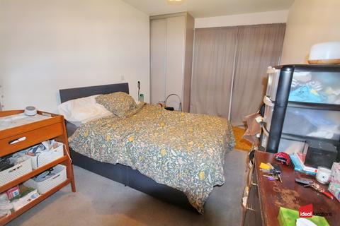 2 bedroom flat for sale - Atkins House, Roden Street, IG1