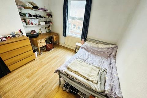 undefined, Cedar Grove, Manchester, Greater Manchester, M14