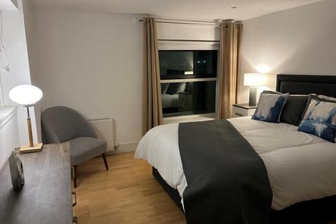 3 bedroom flat to rent, Carnoustie Street, Glasgow G5
