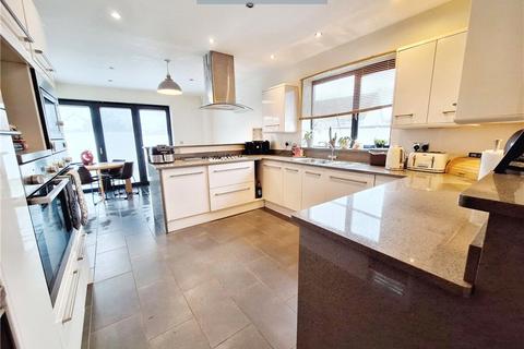 5 bedroom detached house for sale, Wellfield Road, Marshfield, Cardiff