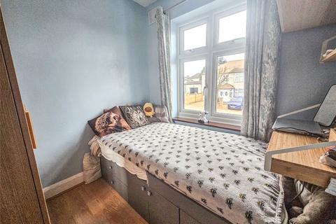 22 The Ridgeway, Gidea Park, Romford, RM2 5BU