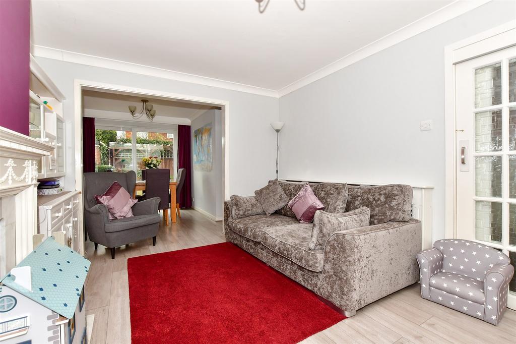 Wessex Drive, Erith, Kent 2 bed semidetached house for sale £425,000