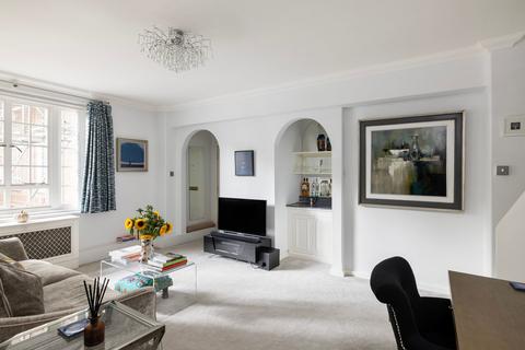 1 bedroom apartment for sale, Swan Court Chelsea Manor Street, London SW3