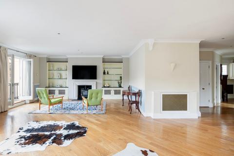 5 bedroom terraced house for sale, St. Katharines Way, London E1W