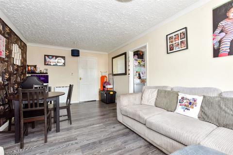 2 bedroom apartment for sale - Quantock Drive, Ashford, Kent