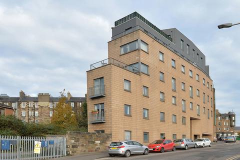 30/2 Abbey Lane, Edinburgh, EH8 8JH