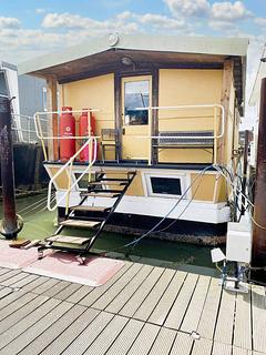 4 bedroom houseboat for sale, Vicarage Lane, Hoo ME3