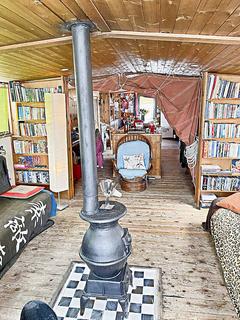 4 bedroom houseboat for sale - Vicarage Lane, Hoo ME3