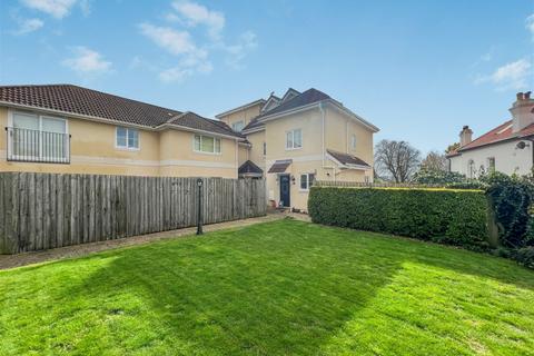 1, Seaford Sands, 17 Roundham Road, Paignton, TQ4 6DN