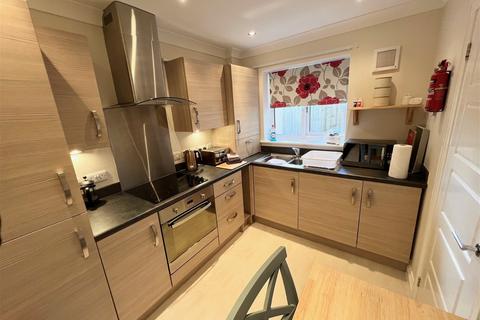 1, Seaford Sands, 17 Roundham Road, Paignton, TQ4 6DN