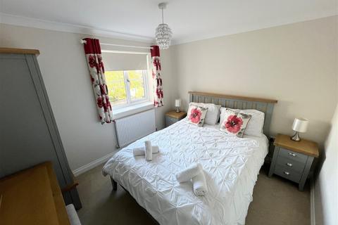 1, Seaford Sands, 17 Roundham Road, Paignton, TQ4 6DN