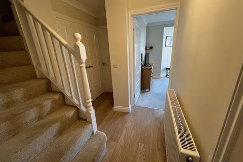 1, Seaford Sands, 17 Roundham Road, Paignton, TQ4 6DN