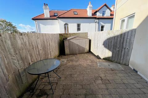 1, Seaford Sands, 17 Roundham Road, Paignton, TQ4 6DN