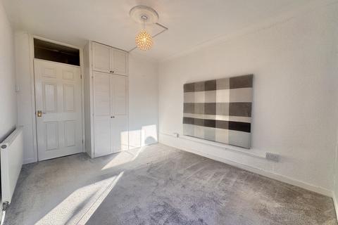 2 bedroom flat for sale, Howard Court, Pontypridd Road, Barry