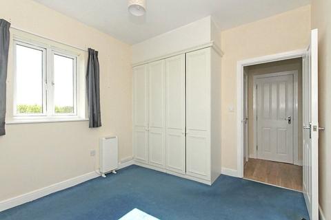 2 bedroom apartment for sale, Emerald Crescent, Sittingbourne, Kent, ME10