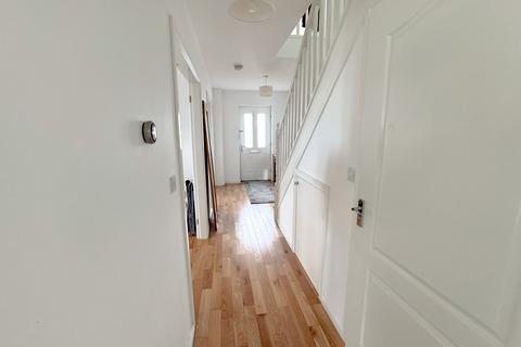 4 bedroom detached house for sale, Ridgeway Lane, Llandarcy, Neath, Neath Port Talbot. SA10 6FY
