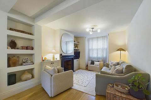 25 Martins Road, Bromley, BR2 0EE