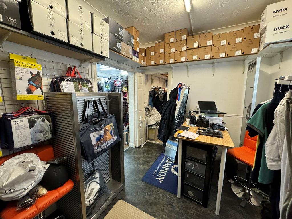 Rear Retail Area 1.jpg