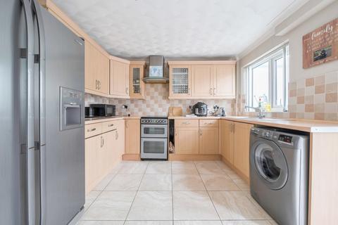 26 Ashmore Close, Birchwood, Warrington, WA3 6QY
