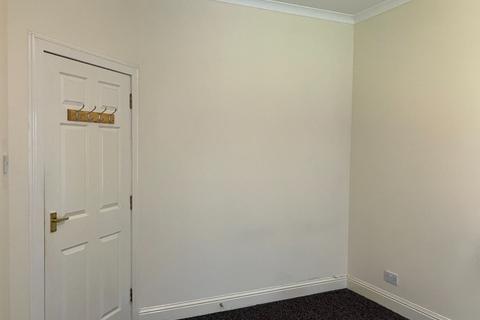 1 bedroom flat to rent, Baker Street, Stirling, FK8