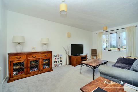 1 bedroom apartment for sale, Cotswold Way, Worcester Park, KT4