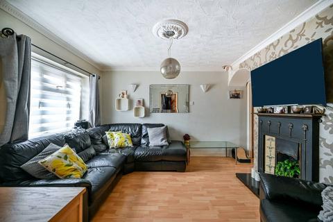 3 bedroom end of terrace house for sale - Lichfield Road, Hounslow, TW4