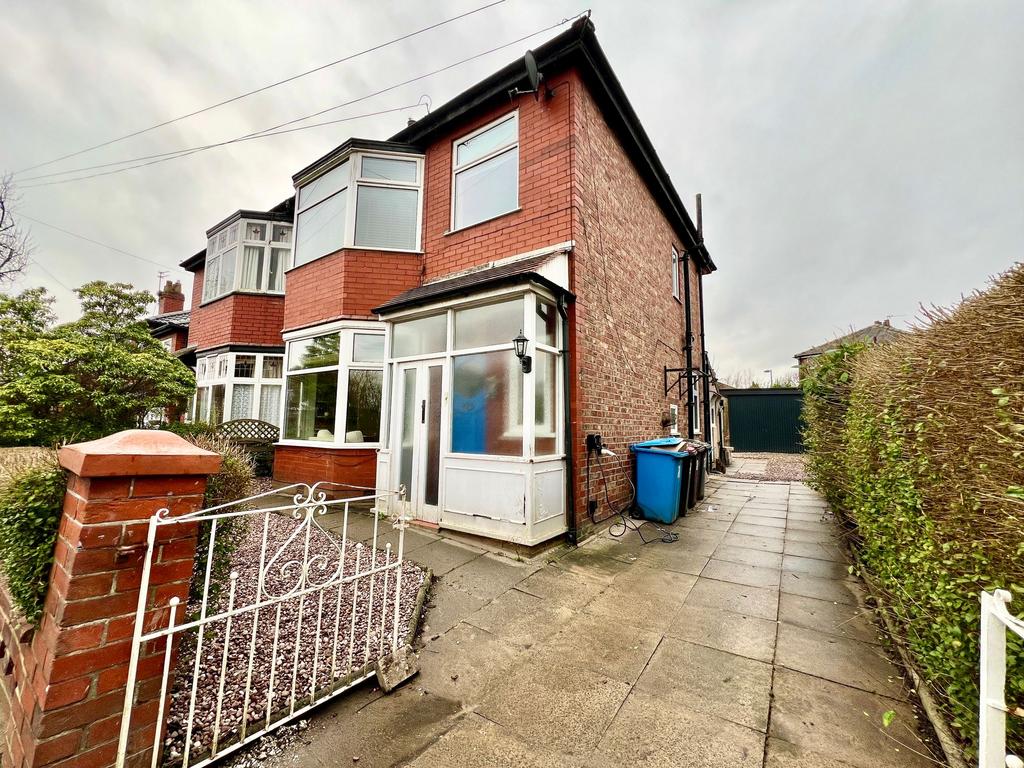 Trevor Road, Swinton, M27 3 bed semidetached house for sale £375,000