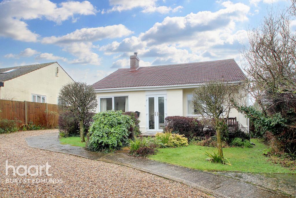 Norton Road, Tostock, Bury St Edmunds 3 bed detached bungalow for sale