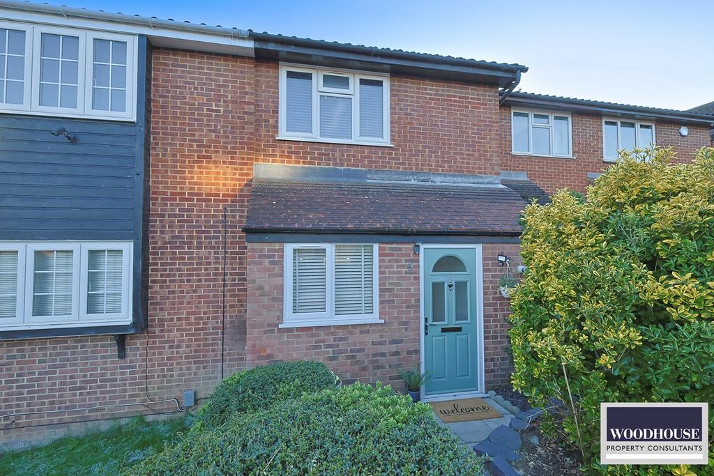 Bushbarns, West Cheshunt EN7 2 bed terraced house for sale £375,000
