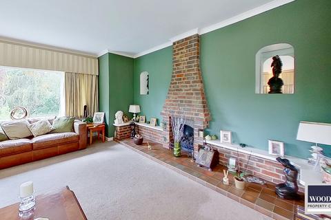 5 bedroom detached house for sale, Silver Street, Goffs Oak EN7