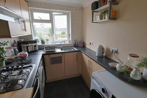 2 bedroom maisonette for sale,  Bury Green Road, Cheshunt EN7