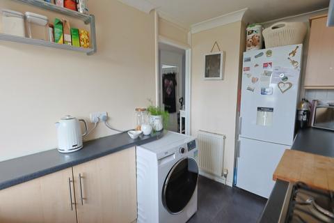 2 bedroom maisonette for sale,  Bury Green Road, Cheshunt EN7