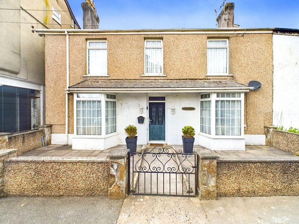 Flexbury Park, Cornwall EX23 6 bed semidetached house for sale £200,000