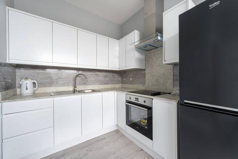 2 bedroom flat for sale - Keyes Road, Mapesbury Estate, London, NW2