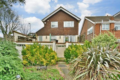 49 Castlefields, Istead Rise, Gravesend, DA13 9EJ