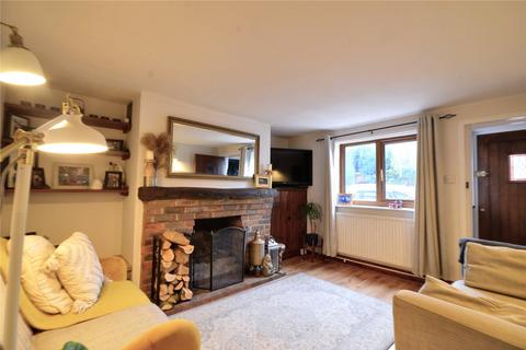 48 Maypole Road, Ashurst Wood, East Grinstead, RH19 3QY