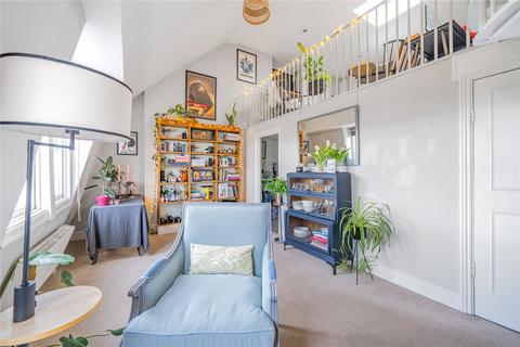 2 bedroom apartment for sale - Belmont, Bath, Somerset, BA1