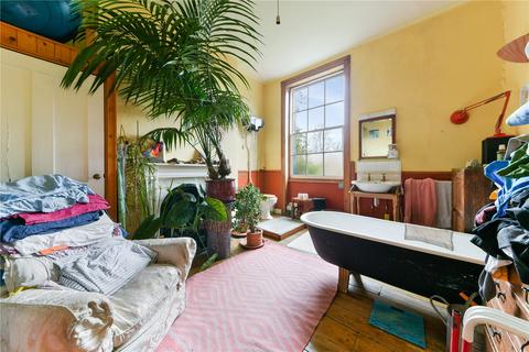 74 Lenthall Road, London, E8 3JN