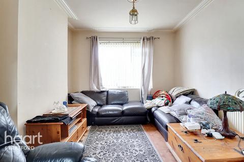 151 Chandos Road, London, E15 1TX
