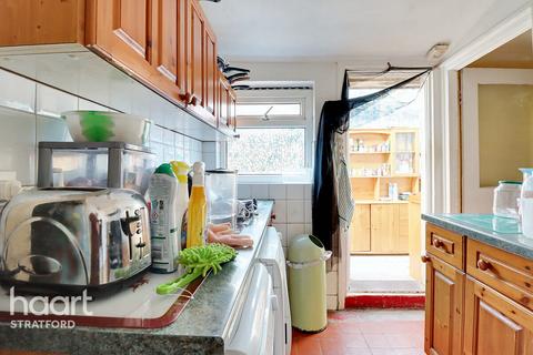 151 Chandos Road, London, E15 1TX