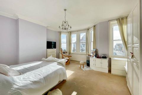 5 bedroom semi-detached house for sale - Cliff Road, Eastbourne BN20
