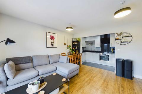 2 bedroom apartment for sale, Willow Court, Apsley