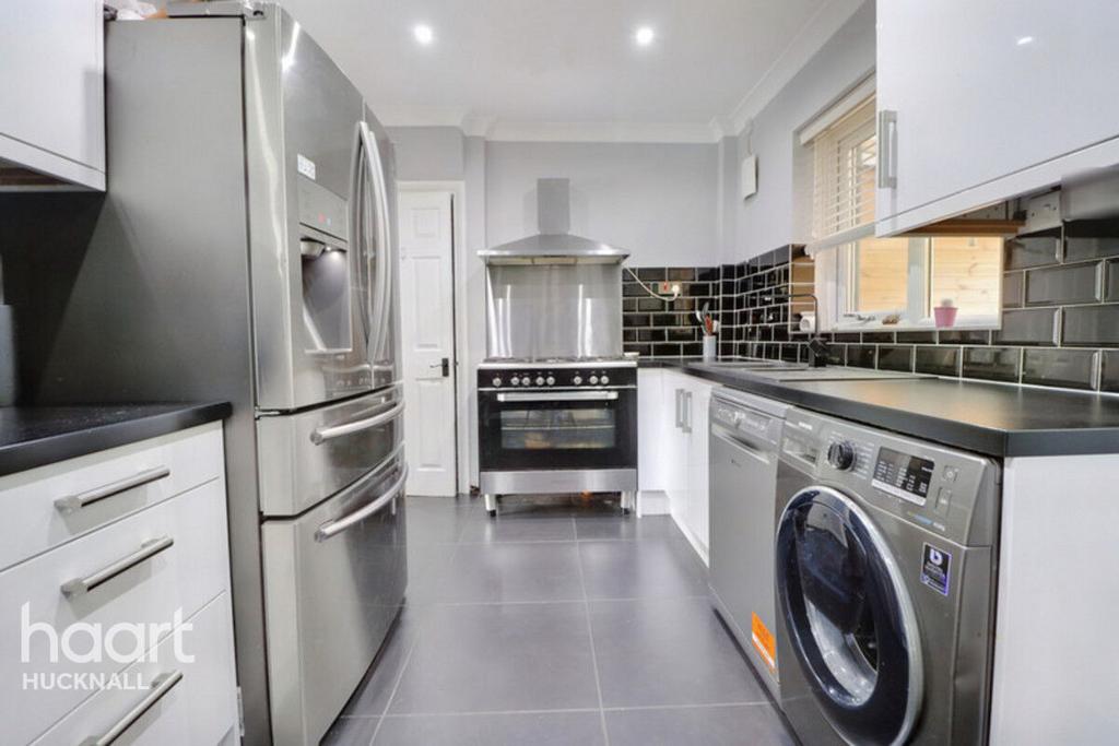 Andover Road, Nottingham 3 bed terraced house for sale £175,000