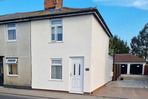 2 bedroom end of terrace house to rent, The Street, Latchingdon, CM3