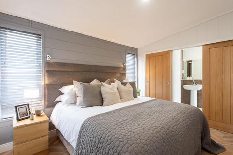 2 bedroom holiday park home for sale, Prestige Dovecote at Devon Hills Holiday Park, Totnes Road, Paignton, Devon TQ4