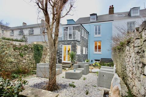 6 bedroom end of terrace house for sale, Emma Place, Plymouth, PL1