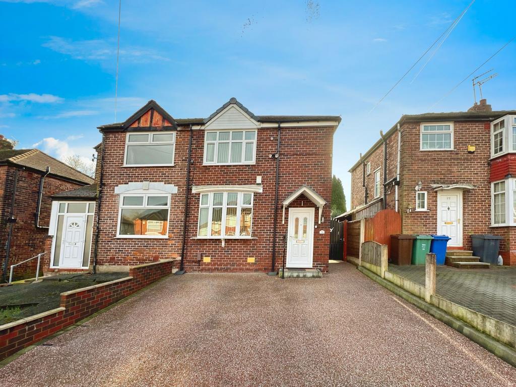 Dovedale Avenue, Prestwich, M25 3 bed semidetached house for sale £